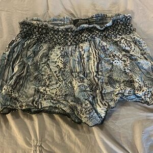 Flowy shorts